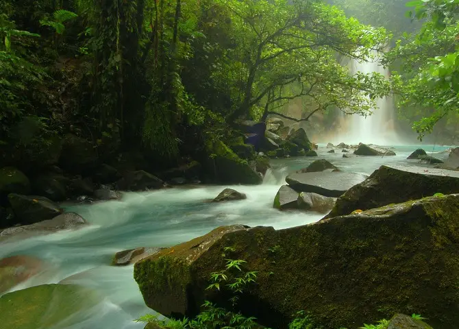 Rio Celeste Falls