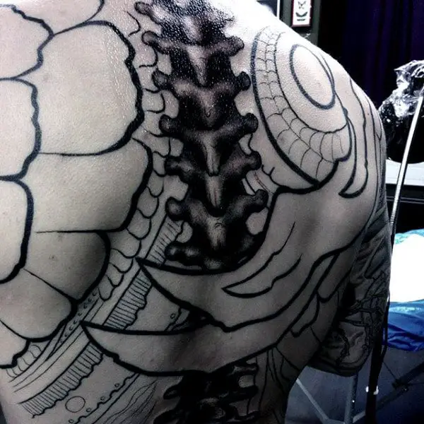 masculine-mens-spine-tattoo-design-ideas-on-back