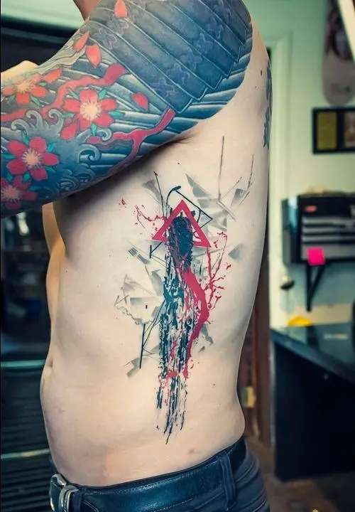 rib-tattoo-man