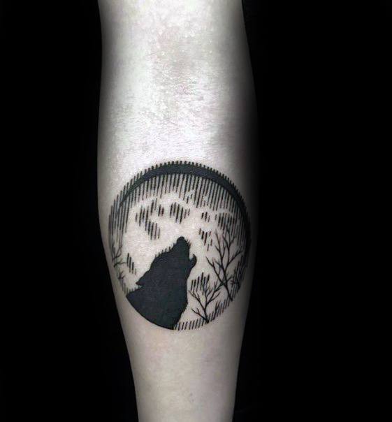 howling-wolf-at-moon-small-unique-mens-inner-forearm-tattoos