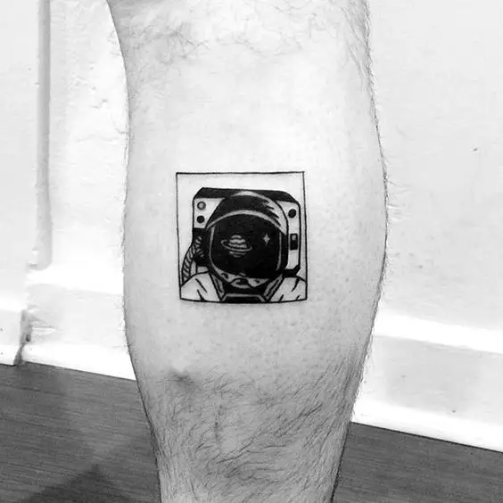 unique-small-mens-square-astronaut-leg-tattoos