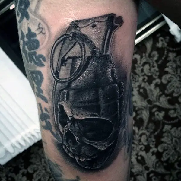 man-with-skull-grenade-tattoo