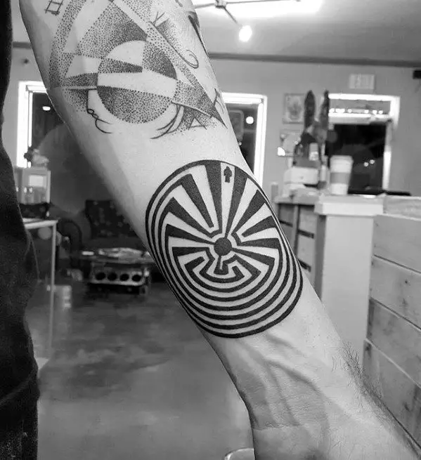 simple-mens-geometric-optical-illusion-inner-forearm-tattoo