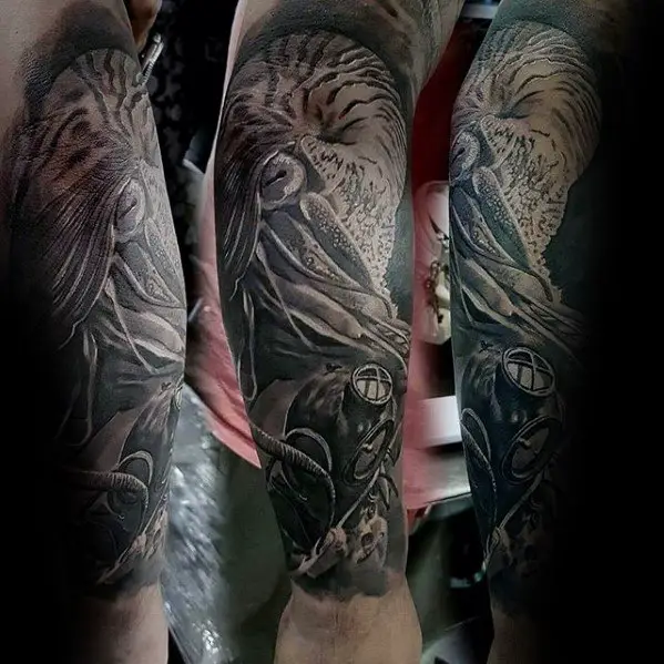 sleeve-diver-tattoos-male