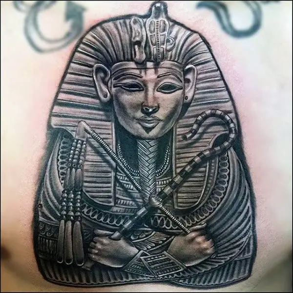 male-king-tutankhamun-realistic-chest-tattoo