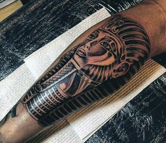 mens-back-of-leg-sleeve-tattoo-king-tut-design