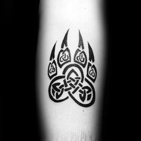 celtic-wolf-male-tattoo-designs