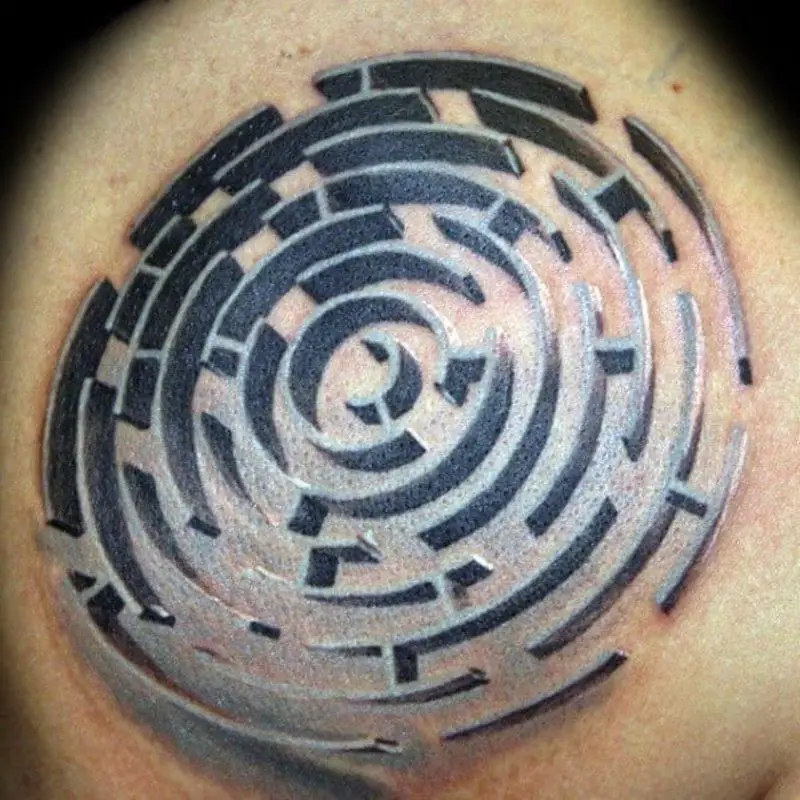 Top 30 Maze Tattoos For Men