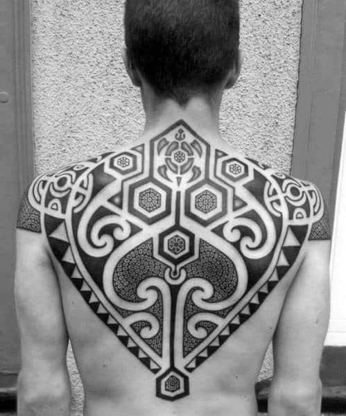 awesome-guys-tribal-turtle-dotwork-upper-back-pattern-tattoos