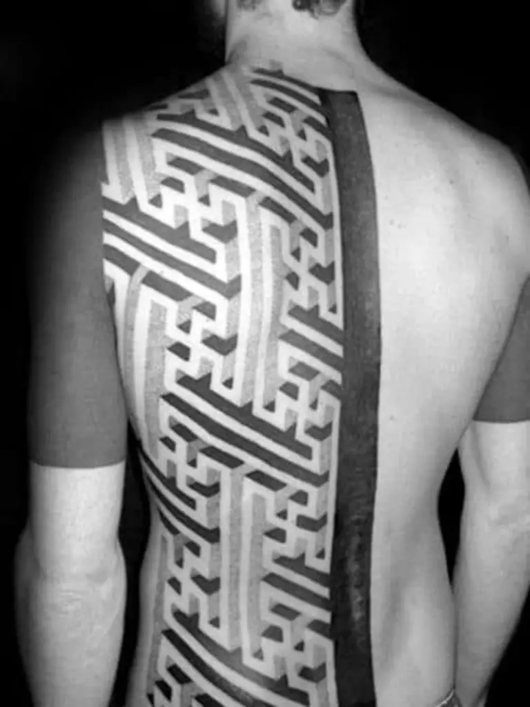 half-back-3d-maze-tattoos-guys