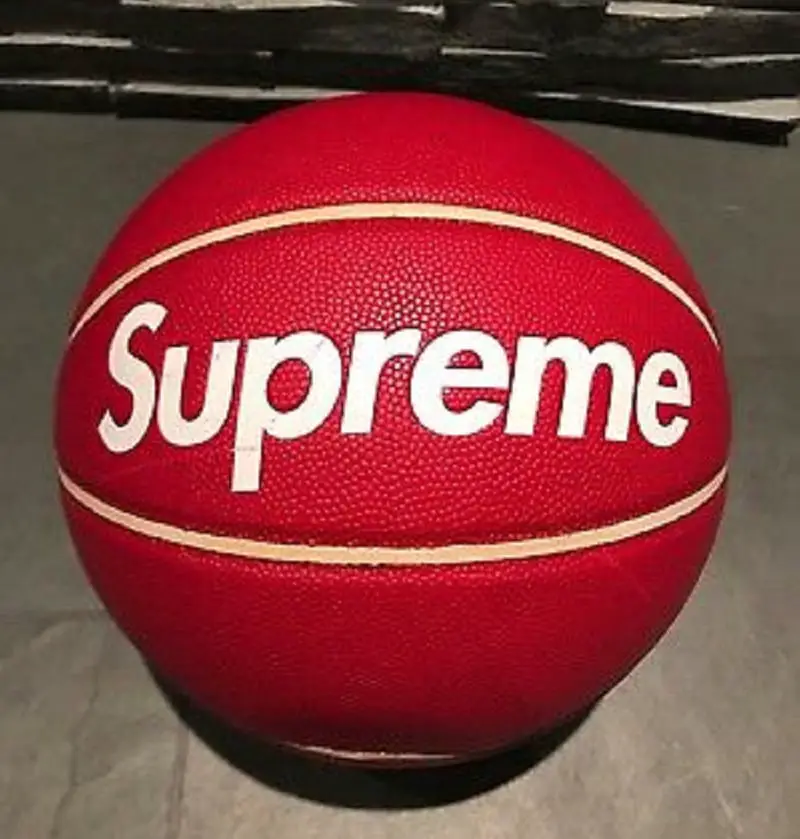 Spalding Supreme Basketball