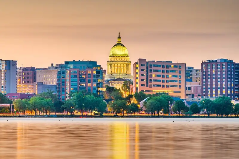 Madison, Wisconsin, USA downtown skyline