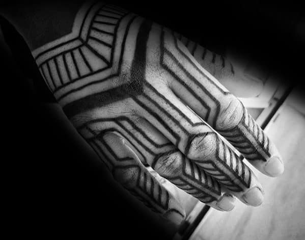 mens-tattoo-with-tribal-lines-geometric-hand-design