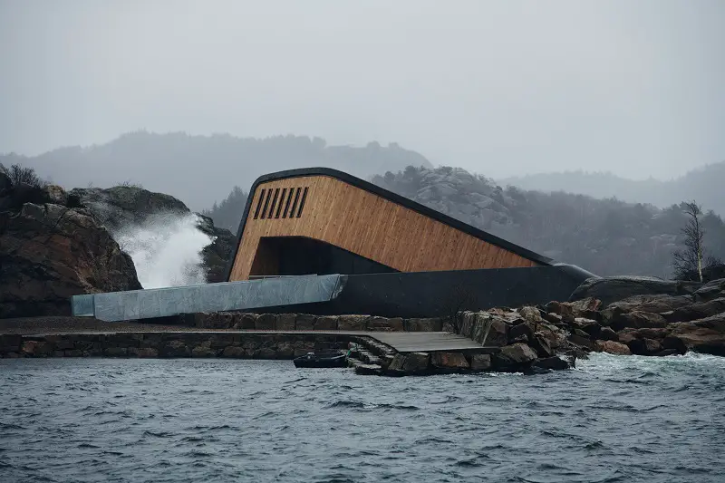 Under restaurant Norway