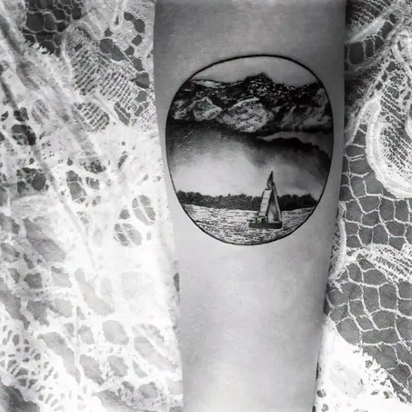 circle-guys-tattoos-with-lake-design