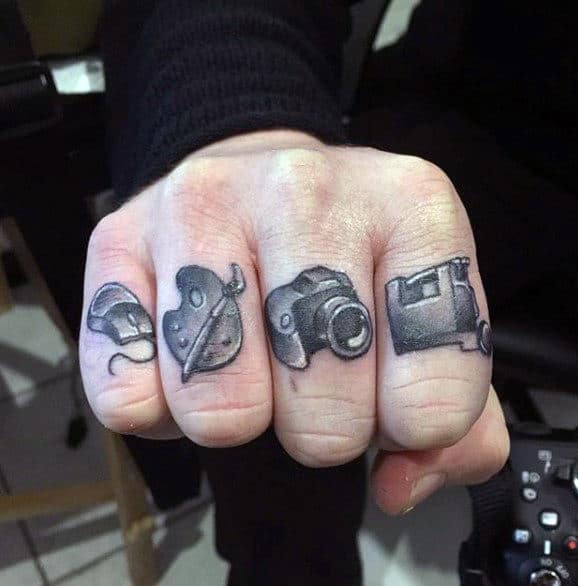 cool-finger-tattoos-on-men-for-art