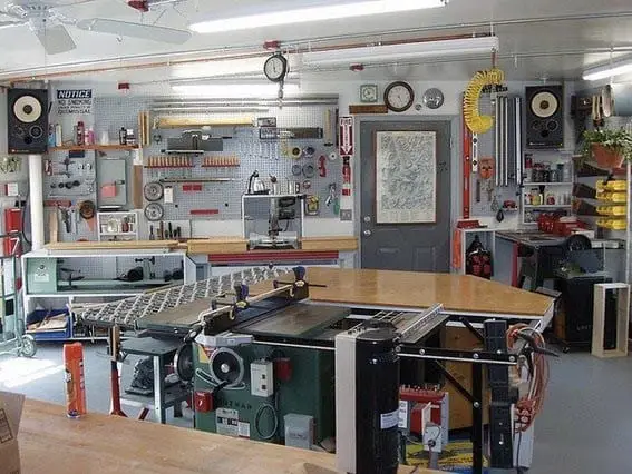 cool-garage-workshop-ideas