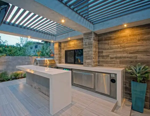 metal-and-concrete-luxury-patio-roof-ideas