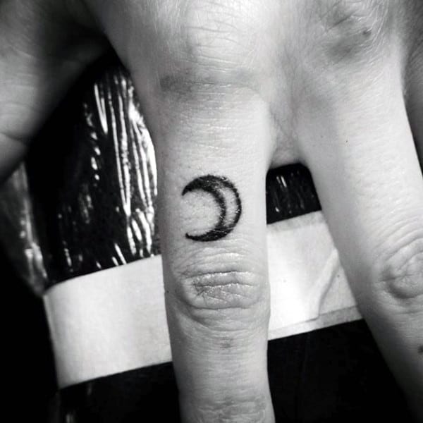 outline-half-moon-gentlemans-finger-tattoos