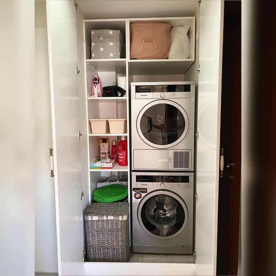 stackable-laundry-room-cabinet-ideas