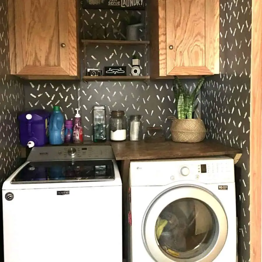 wood-laundry-room-cabinet-ideas
