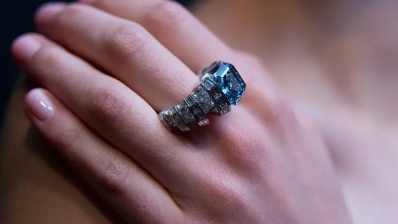 Deep blue diamond ring