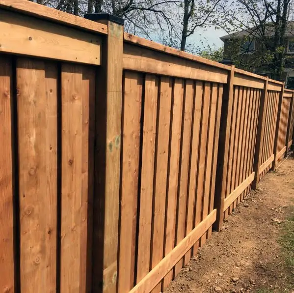 excellent-wood-backyard-ideas-privacy-fence