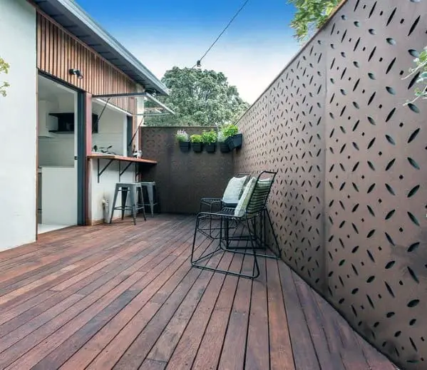 magnificent-privacy-fence-design-ideas-metal-patterns