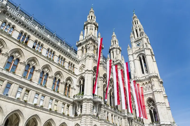 vienna-city-hall-and-flags-austria