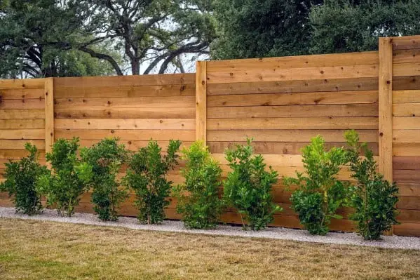 wood-board-ideas-for-privacy-fence-backyard