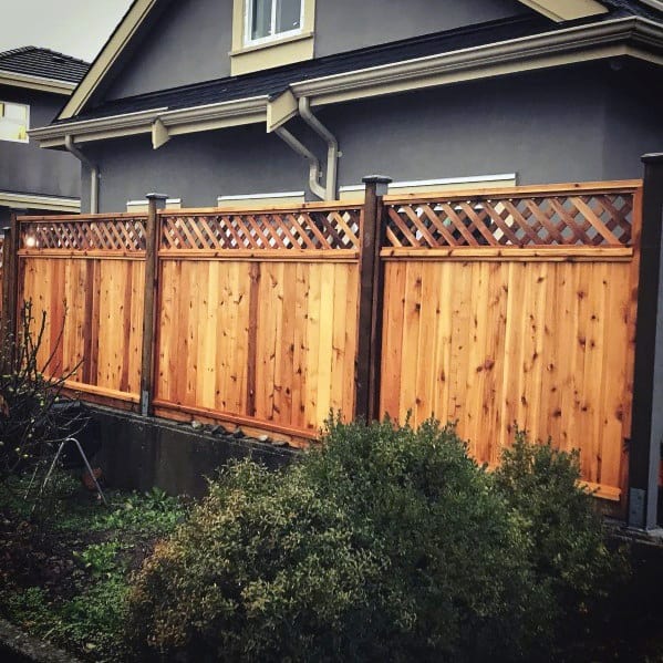 wood-lattice-house-privacy-fence-ideas