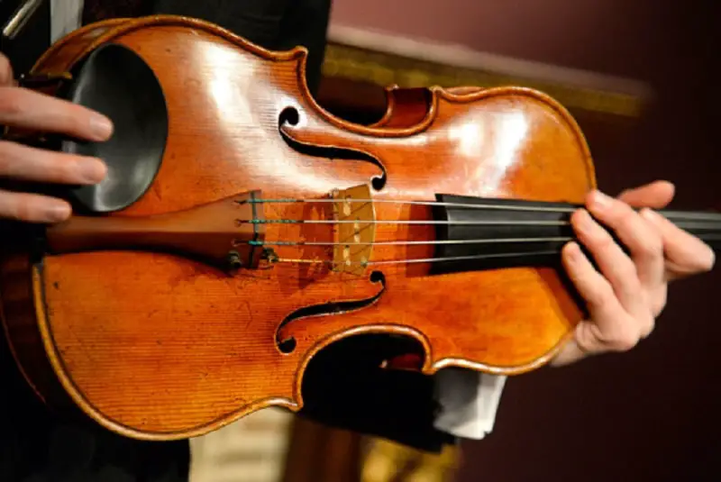 Viola MacDonald Stradivarius