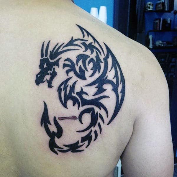 back-of-shoulder-tribal-dragon-tattoos-for-guys