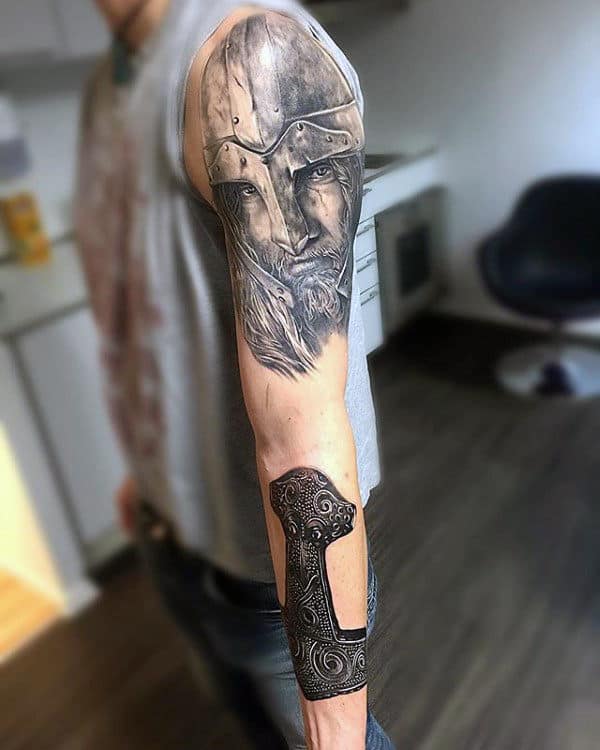 guys-old-norse-mjolnir-arm-tattoos