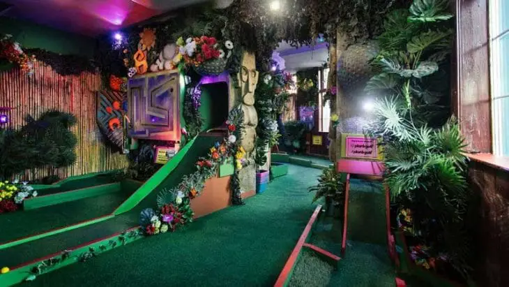 The Best Crazy Golf Venues in Camden Town - Lazy Penguins