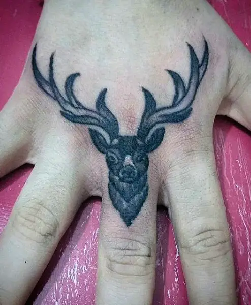 knuckle-male-deer-tattoo-with-antlers