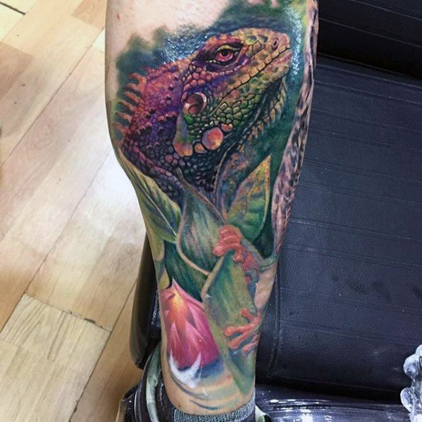 male-iguana-tattoo-ideas