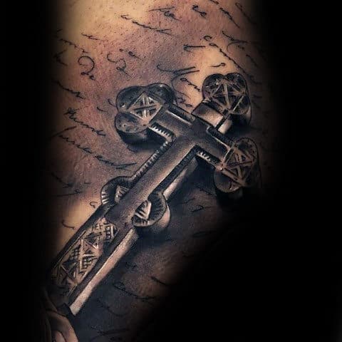 creative-3d-mens-shaded-black-and-grey-3d-cross-back-tattoo-1