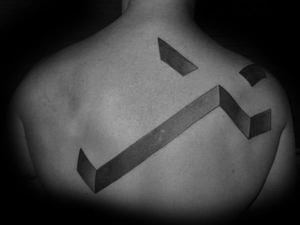 mens-3d-cross-tattoo-on-upper-back-with-simple-design-1