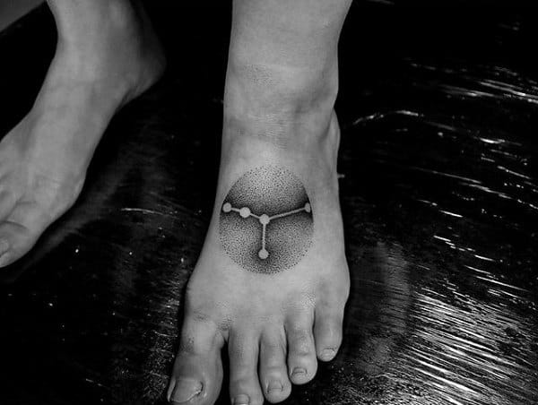 mens-foot-tattoo-dotwork-of-cancer-constellation