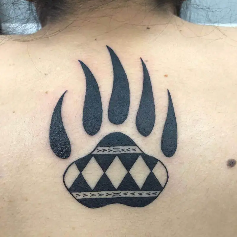Paw-Tribal-Bear-Tattoo-kingjamesespino