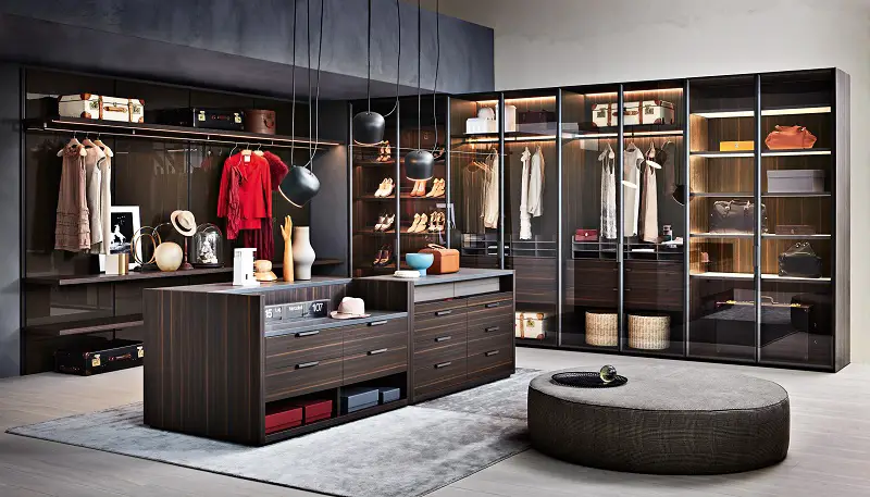 Luxury Walk-in Closets No Longer a Luxury — Platinum Kitchen Designs