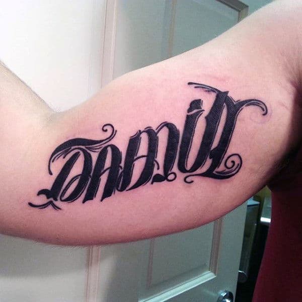 bicep-mens-family-ambigram-tattoos-in-black-ink