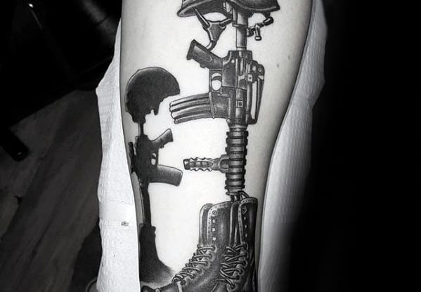 creative-soldier-fallen-mens-arm-tattoo
