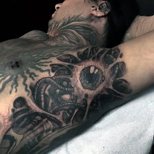 eyeball-and-slimy-worm-tattoo-male-armpit