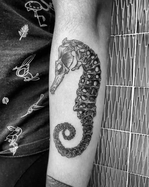 awesome-seahorse-tattoos-for-men