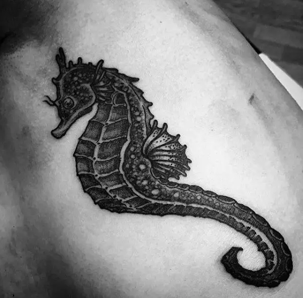 mens-seahorse-tattoo