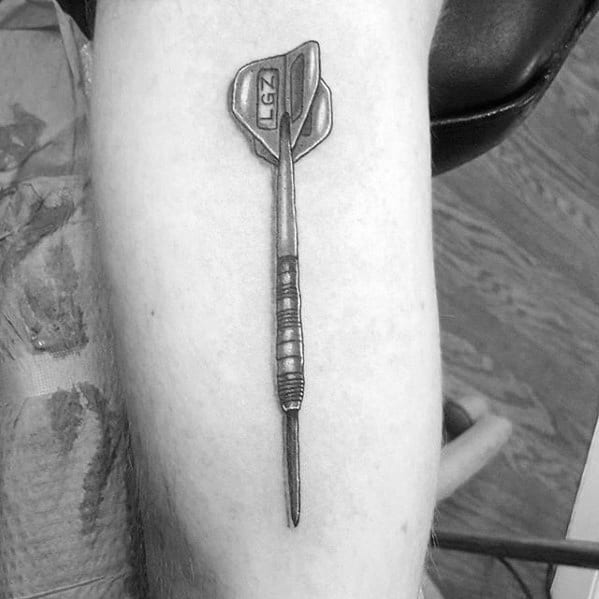 dart-mens-tattoo-ideas-on-inn-arm-bicep