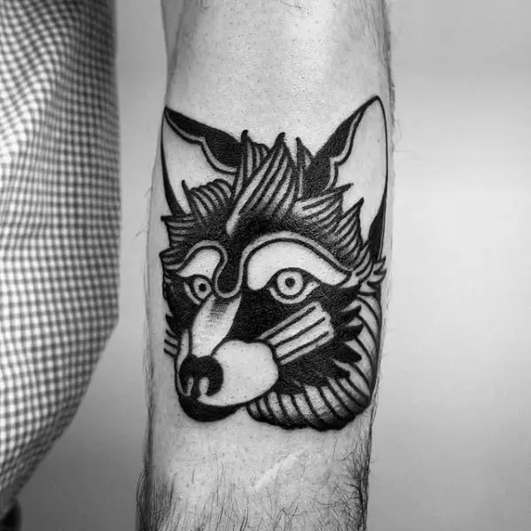 artistic-male-coyote-head-traditional-inner-forearm-tattoo-ideas