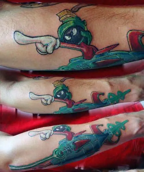 gentlemens-looney-tunes-tattoo-ideas-on-outer-forearm